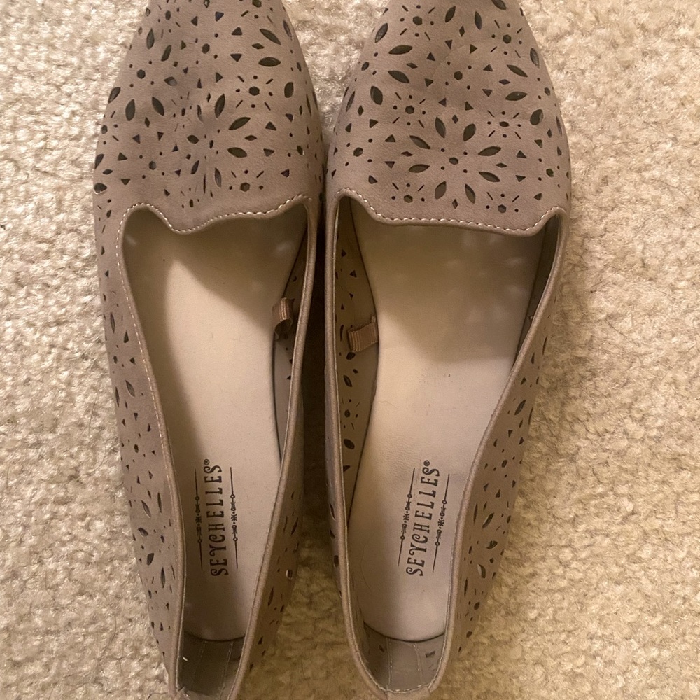 Like new Anthro Seychelles Pointed Flats